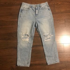 American Eagle Mom Jeans